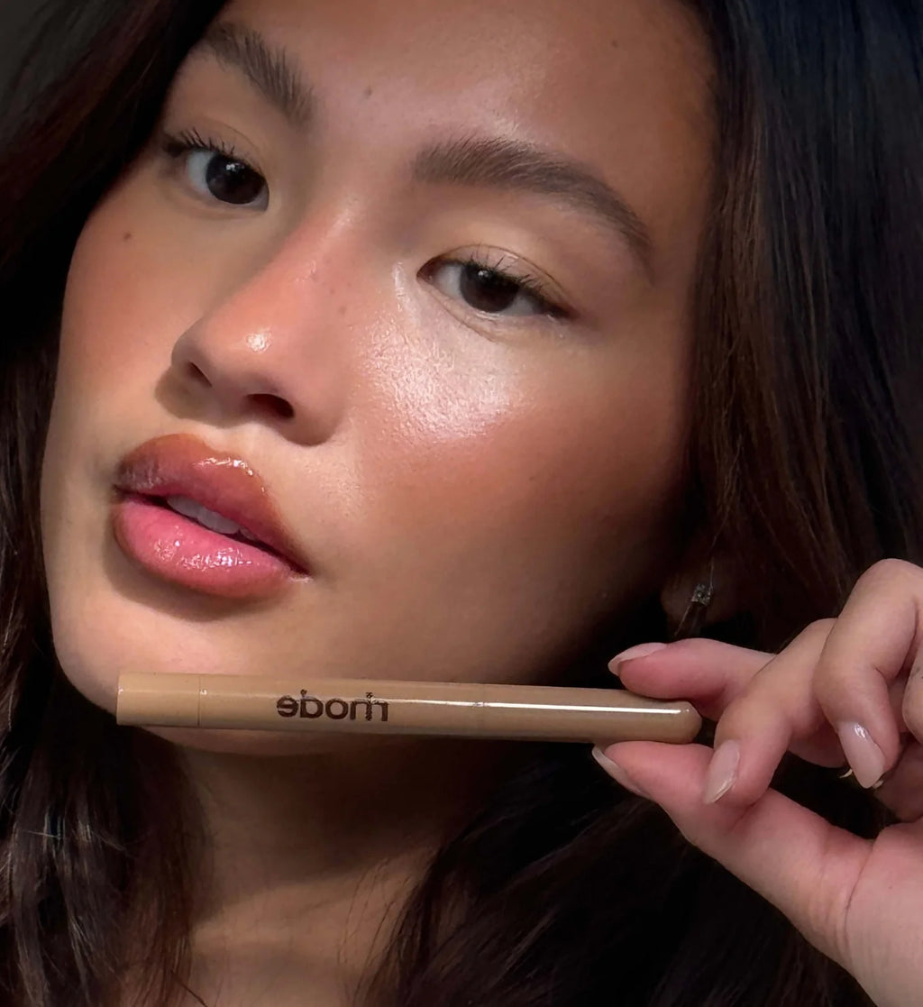 rhode Peptide Lip Shape – Contouring Lip Shaper | VELORA